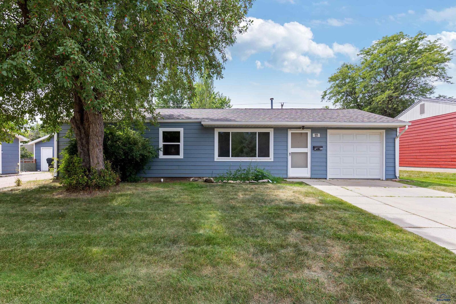 Property Photo:  121 E Fairmont Blvd  SD 57701 
