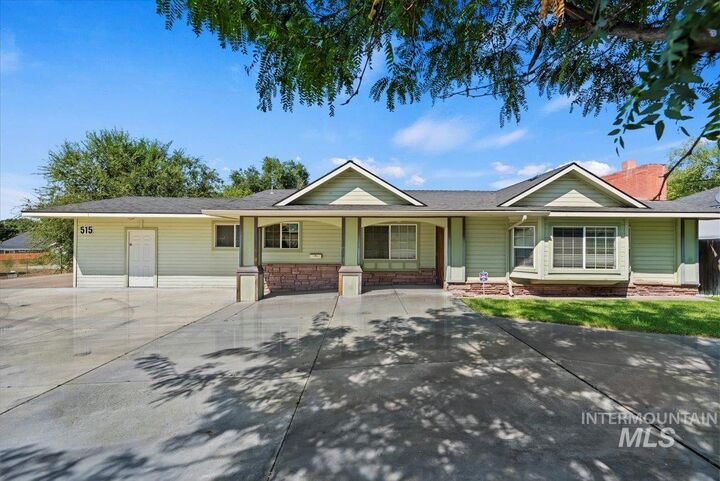 Property Photo:  515 16th Ave N  ID 83687 