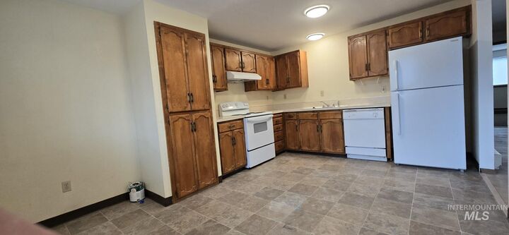Property Photo: 6772-6778 Douglas St ID 83704