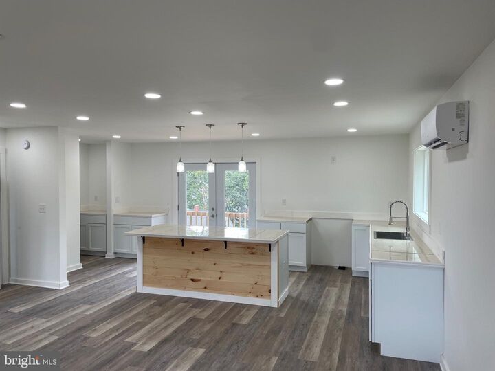 Property Photo: 15 Hilltop Street WV 25411