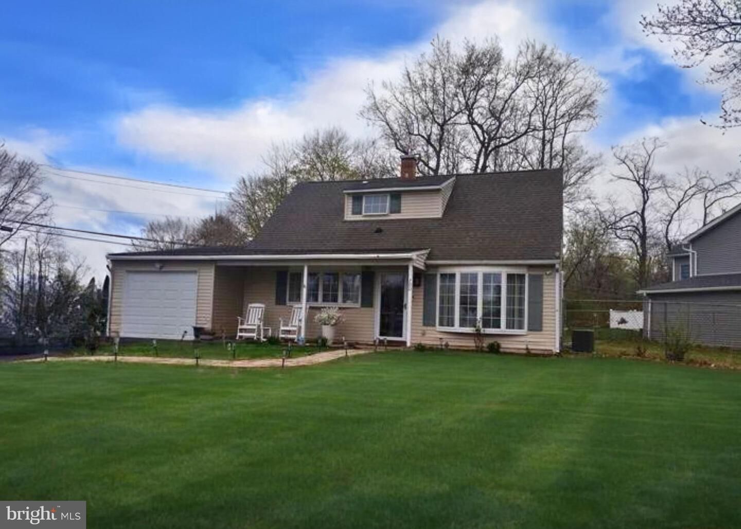 Property Photo: 700 Ashdale Road PA 19067