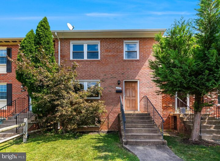 249 Meadows Lane NE  Leesburg VA 20176 photo