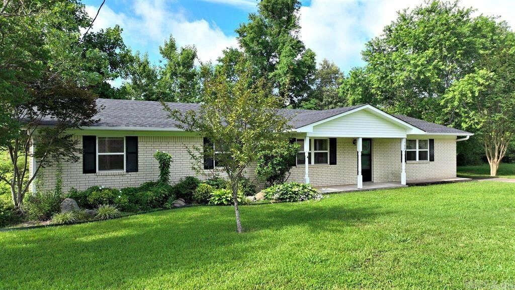 Property Photo:  1900 Church Avenue  AR 71953 
