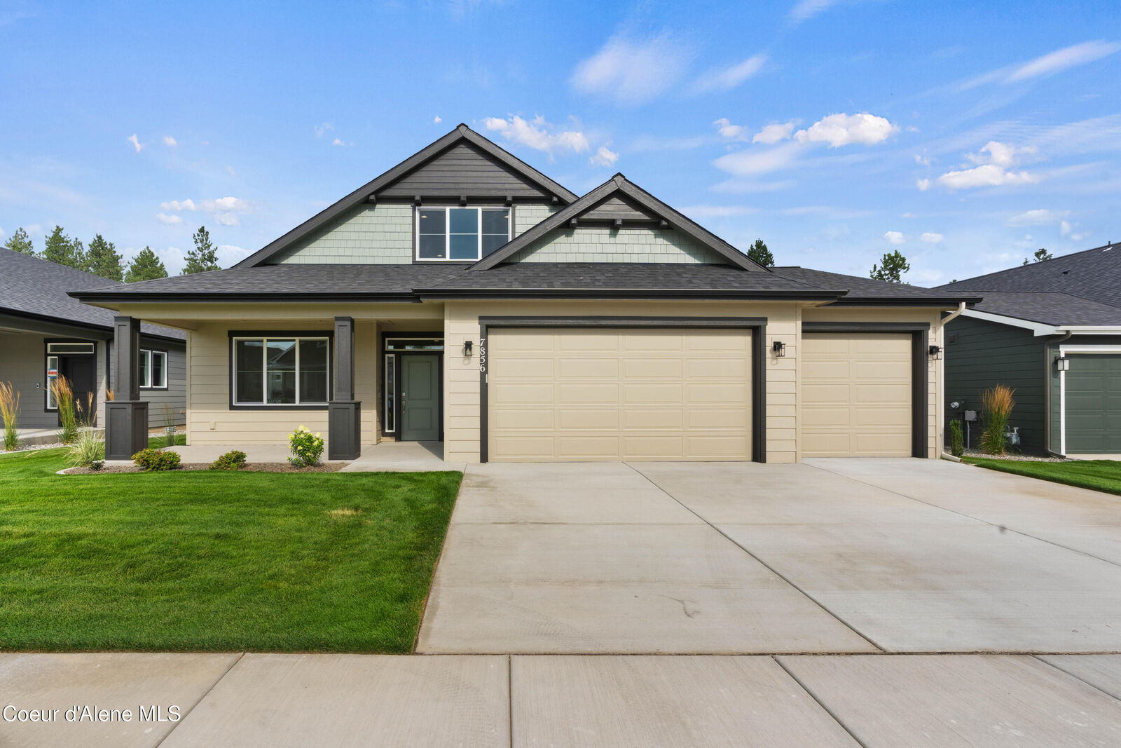 Property Photo:  1426 N Stono Ct  ID 83854 