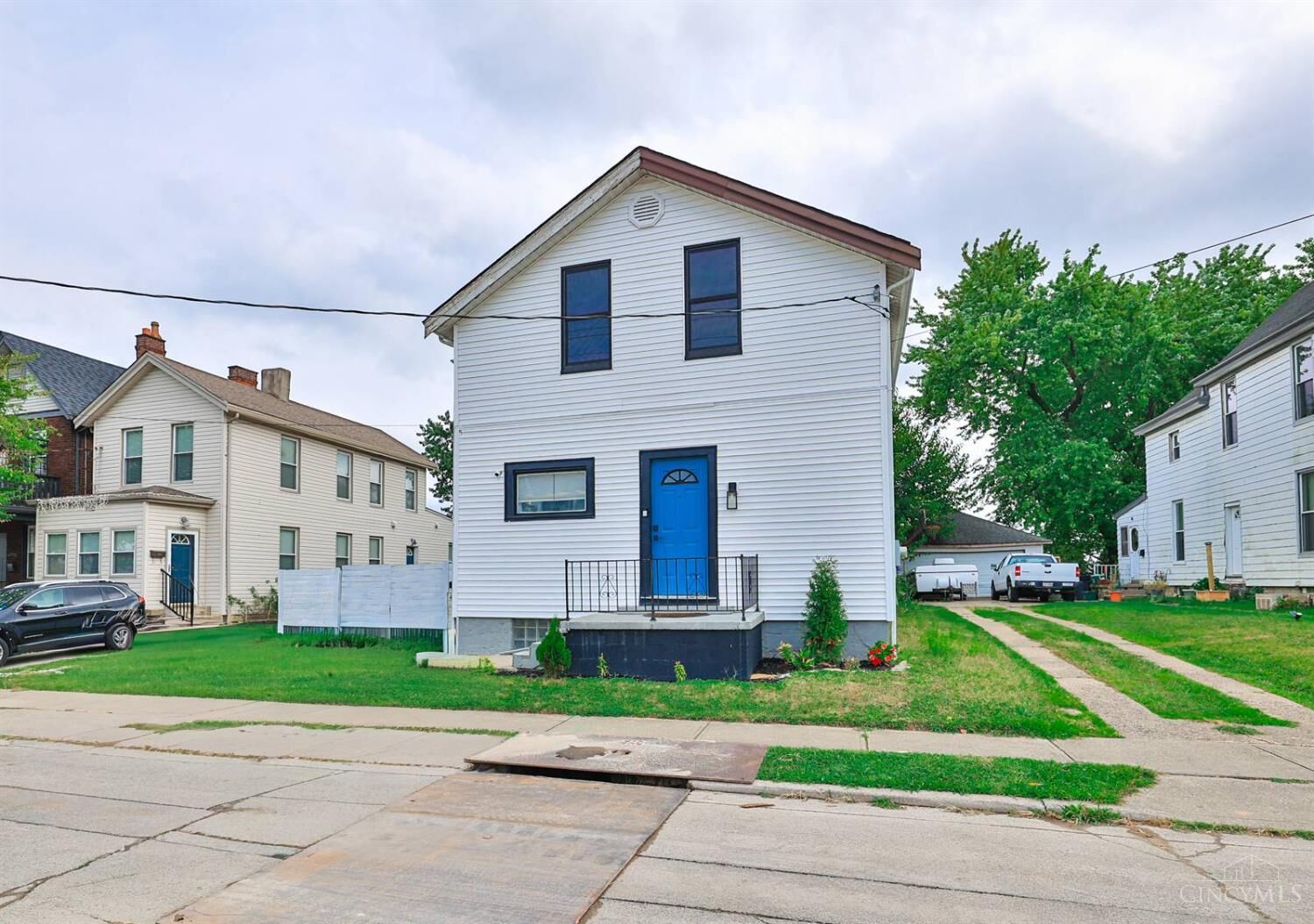 Property Photo: 4910 Greenlee Avenue OH 45217
