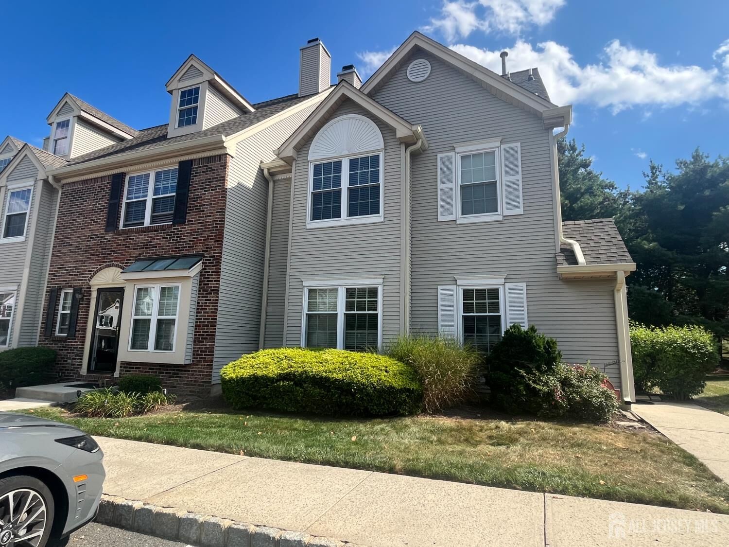 Property Photo:  81 Maria Court  NJ 08824 