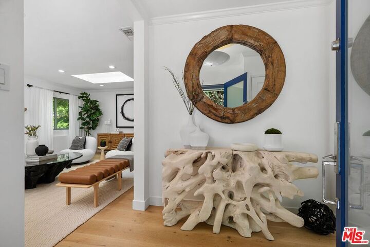 Property Photo:  2678 Anchor Ave  CA 90064 