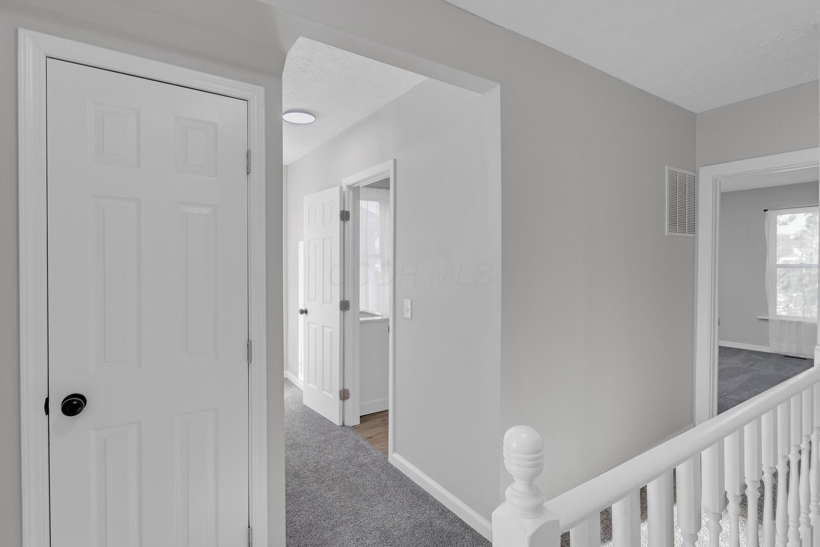 Property Photo: 148 W Park Avenue OH 43222