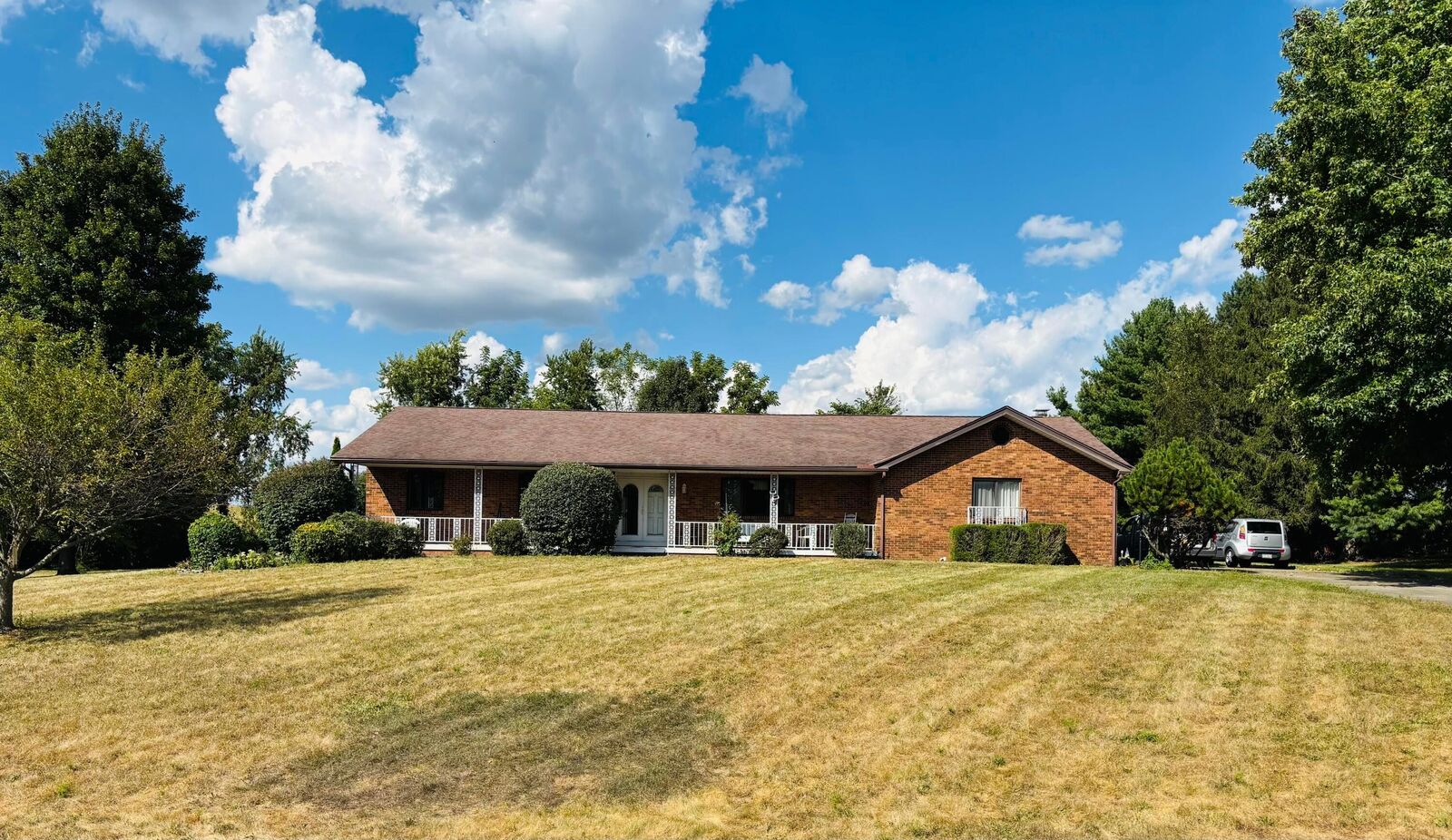 Property Photo:  5842 Feldon NW Court  OH 43112 