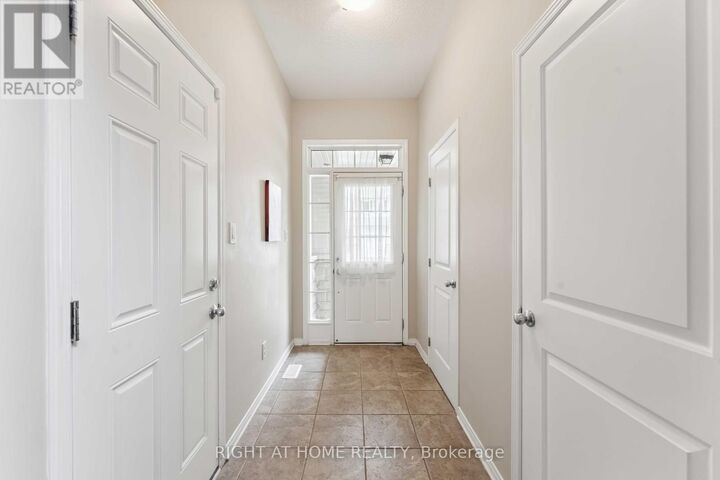 Property Photo: 905 Caldermill Private ON K2J 0Z8