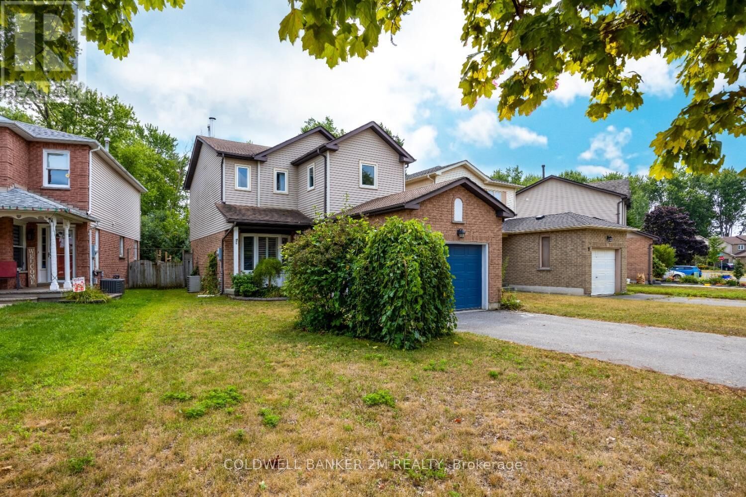 Property Photo: 11 Parklawn Drive ON L1E 1Y8