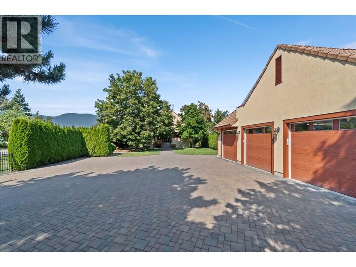 Photo de la propriété:  1097 9 Avenue Northeast  BC V1E 4A8 