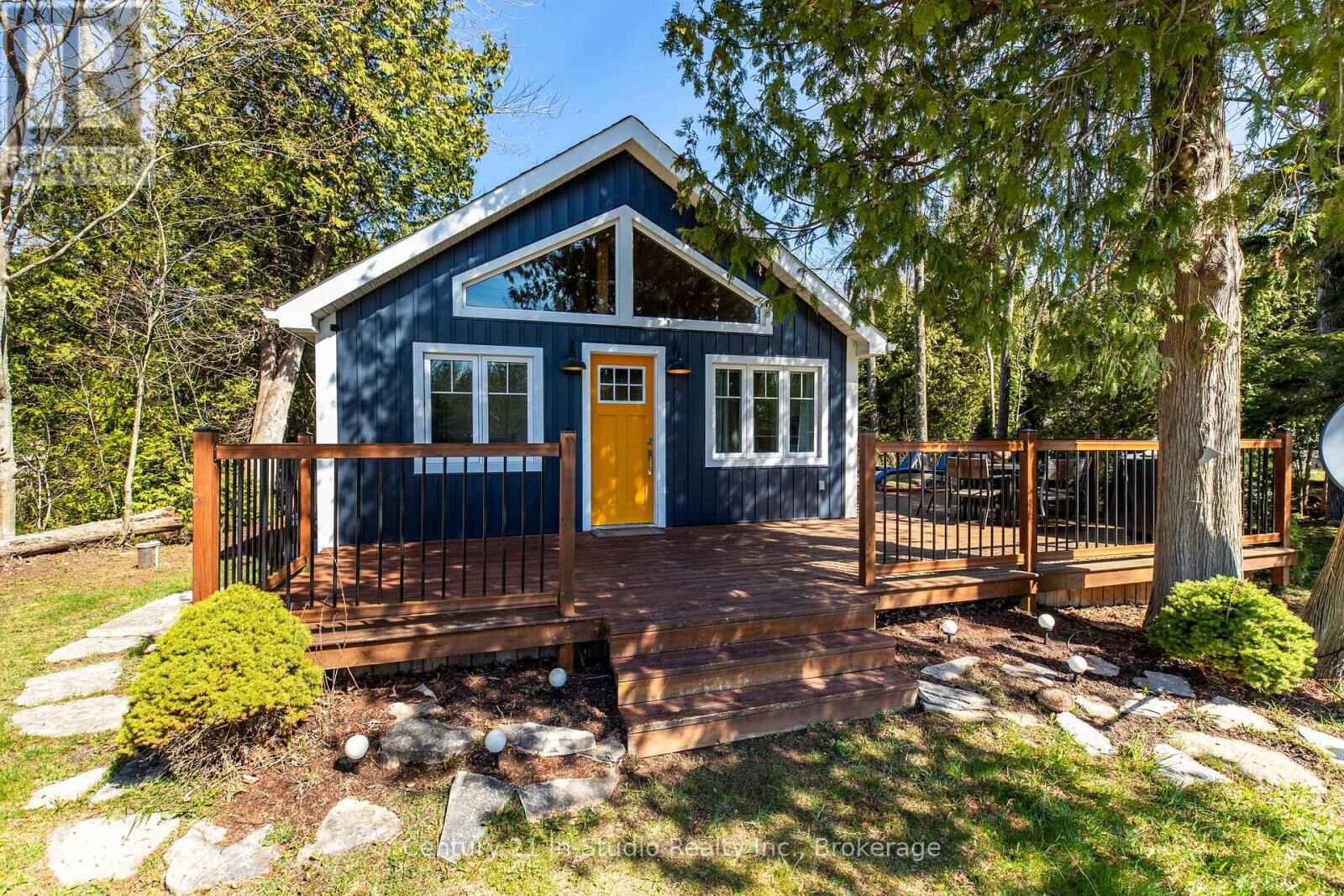 Property Photo:  858 Howdenvale Road  ON N0H 1X0 