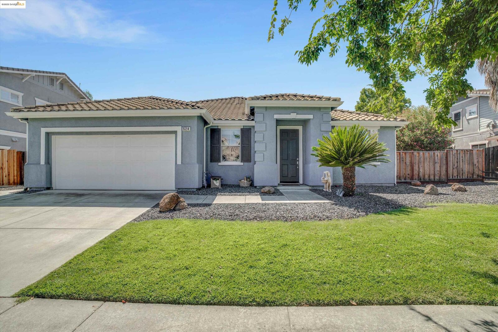 Property Photo: 524 Edgefield St CA 94513