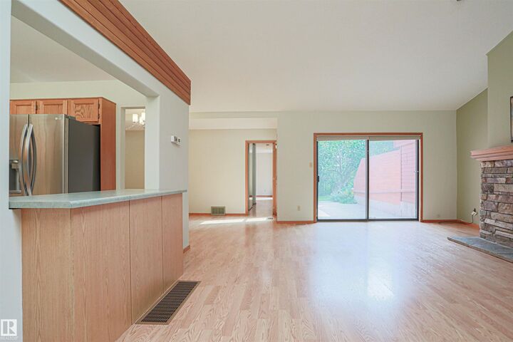 Property Photo: 500 Lessard Drive NW 26 AB T6M 1G1
