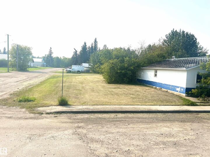 4219 Main Street  Ashmont AB T0A 0C0 photo