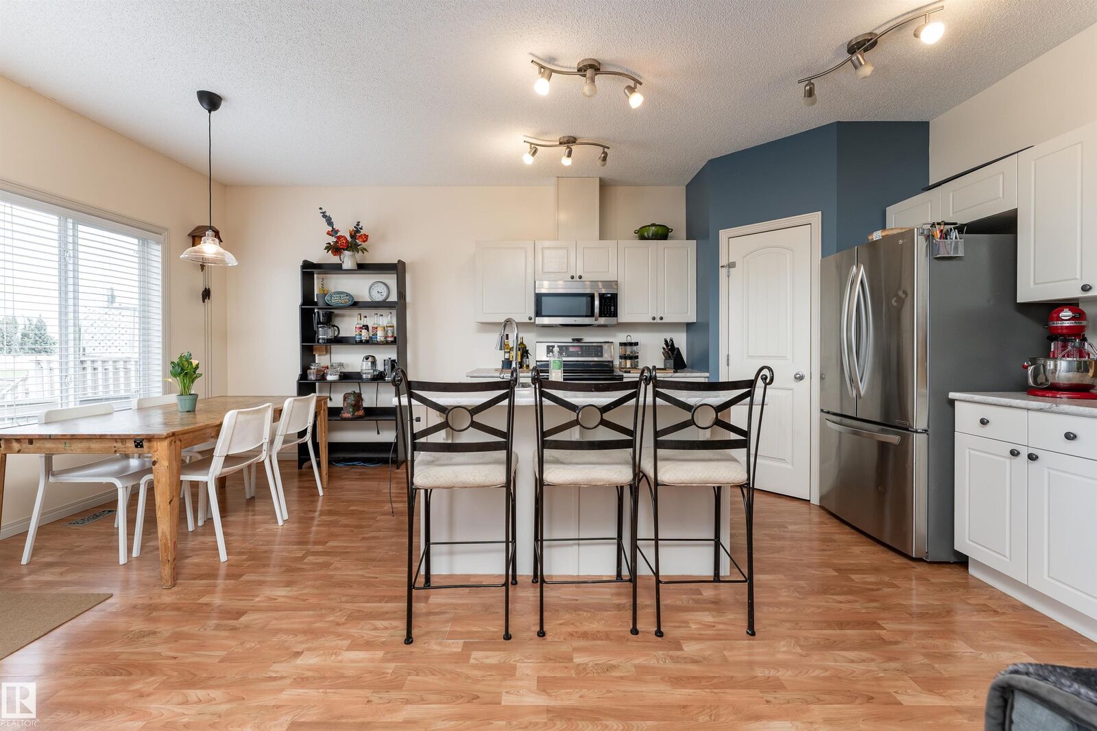 Property Photo: 11724 10 Avenue SW AB T6W 0B7