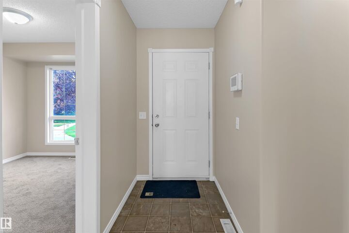 Property Photo: 460 Gibb Wynd NW AB T5T 6W7