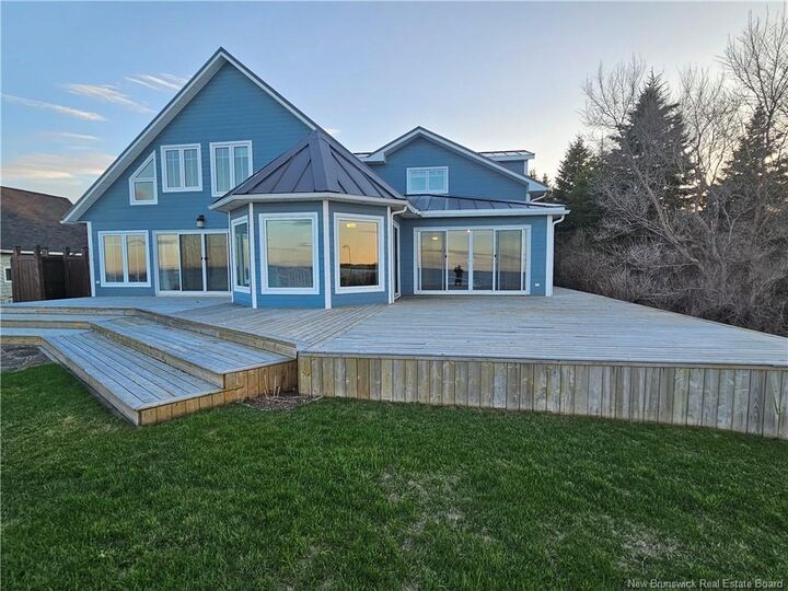 623 Baie Street  Beresford NB E8K 1X3 photo