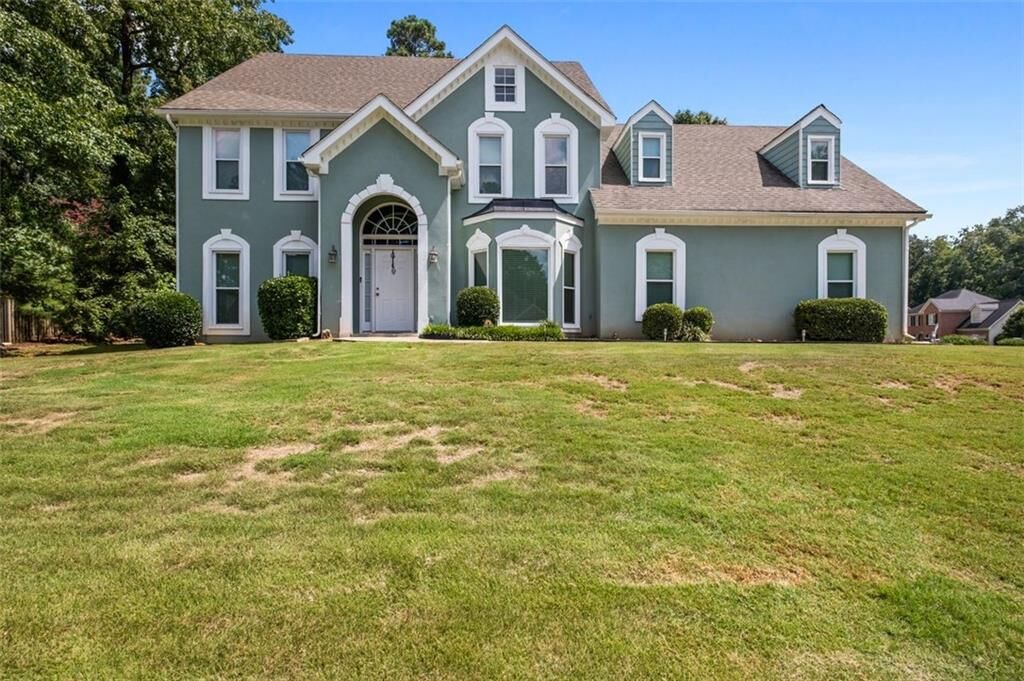 Property Photo: 1201 Brook Knoll GA 30043