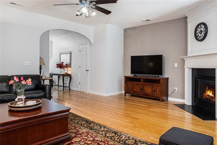 Property Photo: 3836 Pleasant Oaks Drive GA 30044
