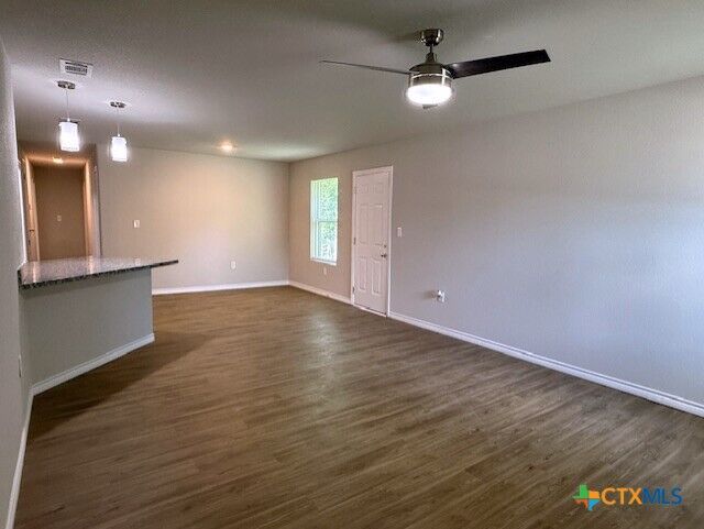 Property Photo: 2410 Westcliff Road B TX 76543