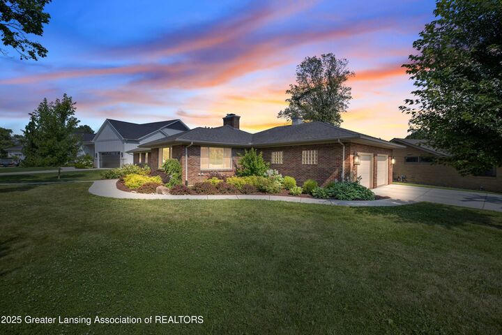 Property Photo:  1533 Cambridge Road  MI 48911 