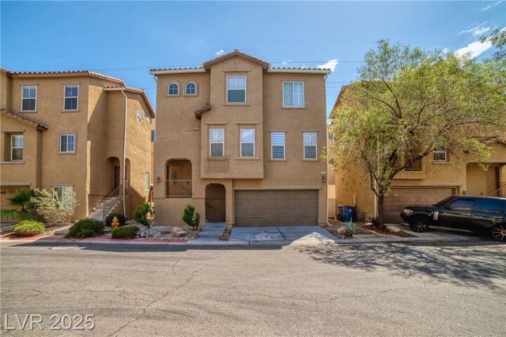 1283 Little Boy Blue Avenue  Las Vegas NV 89183 photo