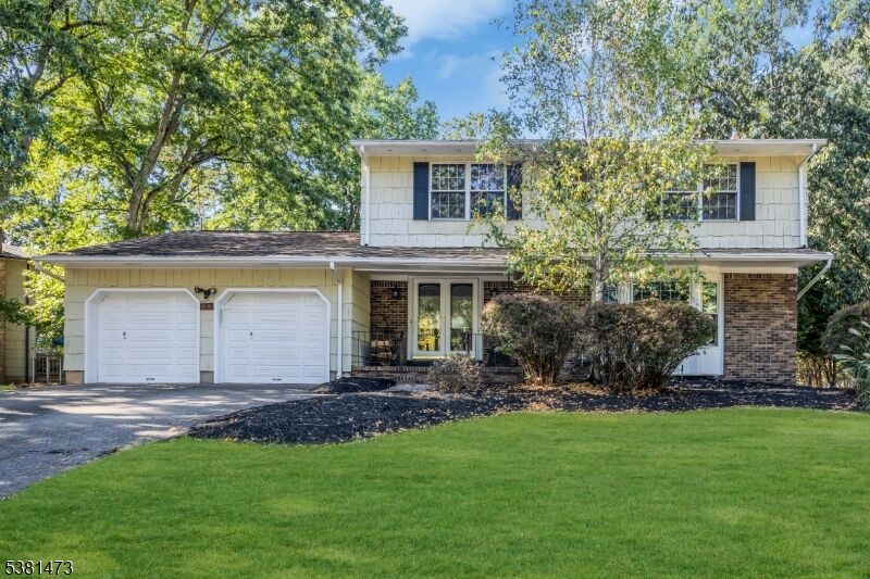 Property Photo:  416 Elwood St  NJ 08854 