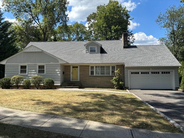 17 Coleman Ave W  Chatham Boro NJ 07928 photo