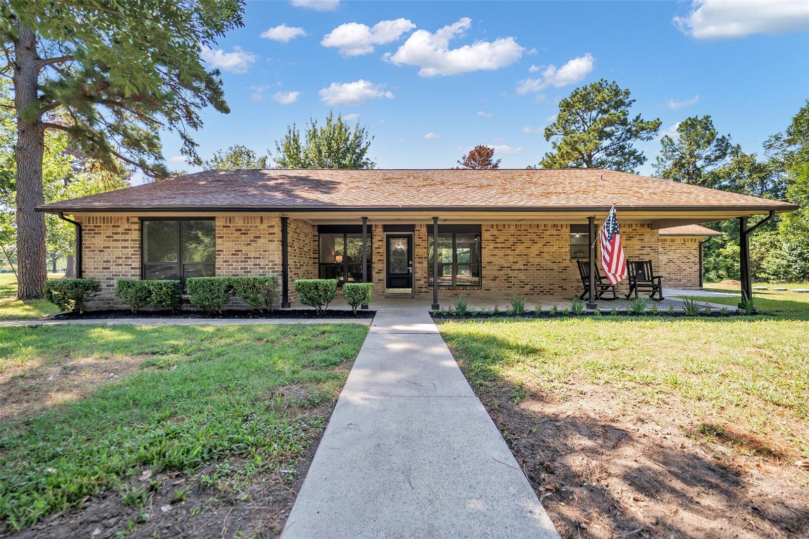 Property Photo: 32219 Grapevine Street TX 77355