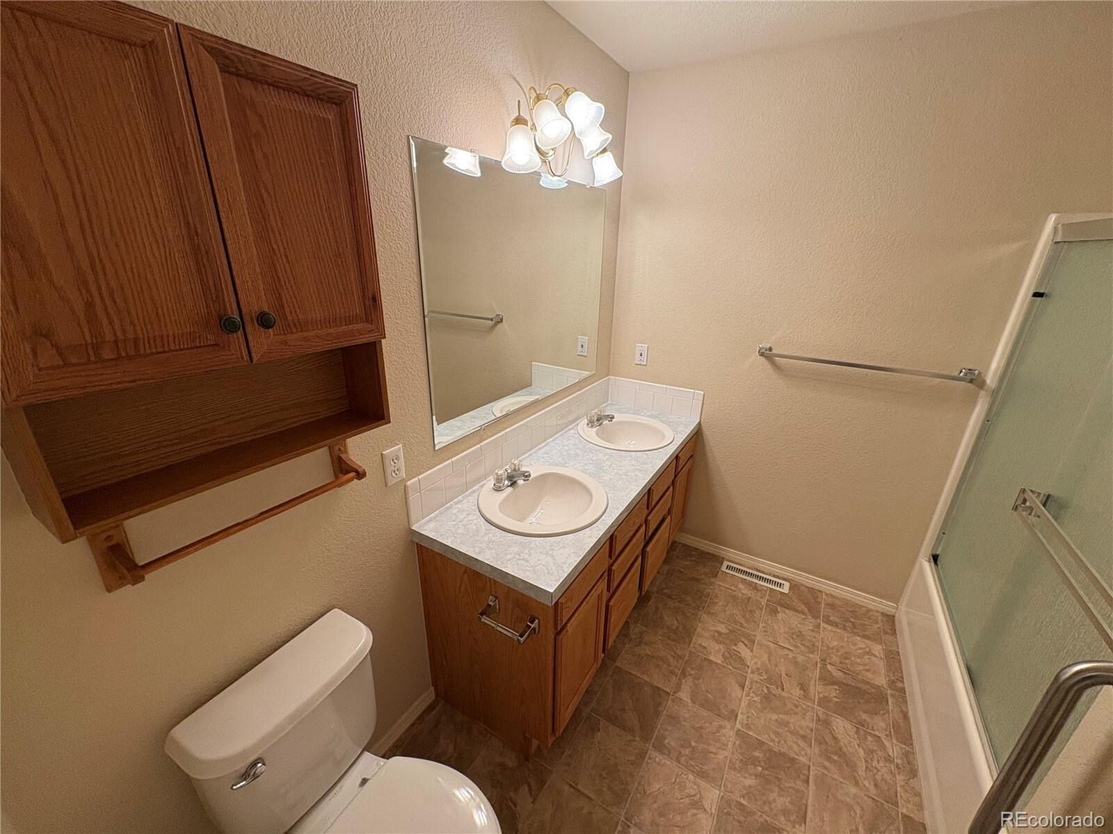 Property Photo: 1507 Stonewood Ct CO 80550