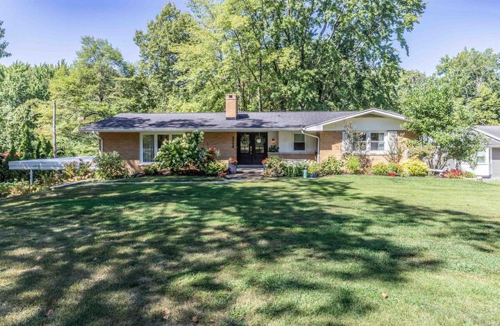 5508 Stringtown Road  Evansville IN 47711-1873 photo