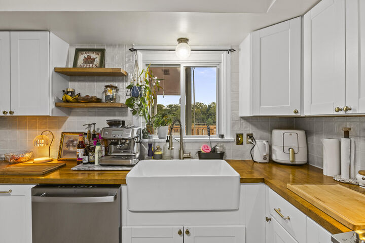 Property Photo:  1150 Russell Cave Road  KY 41031 