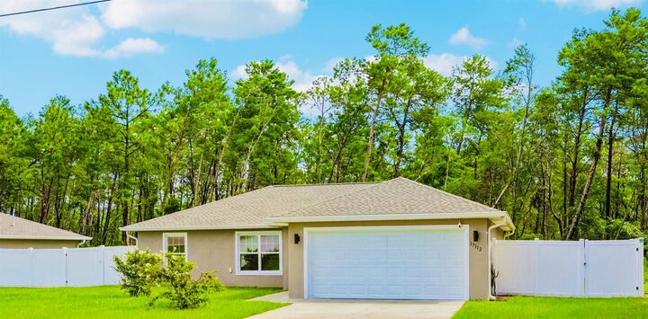 Property Photo:  17112 SW 44th Circle  FL 34473 