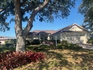 Property Photo:  4527 Hamlets Grove Drive  FL 34235 