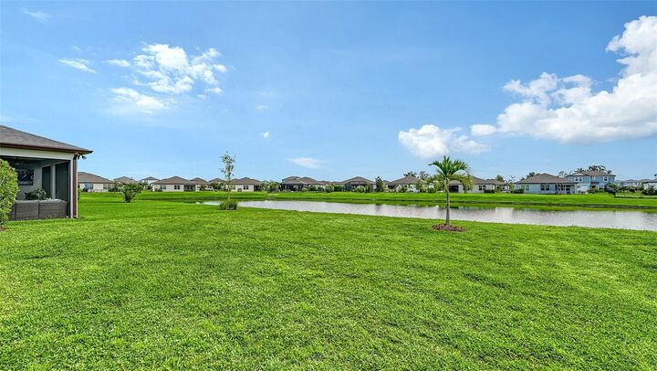 Property Photo:  9304 Royal River Circle  FL 34219 