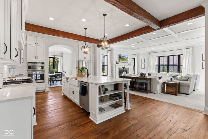 Property Photo: 11218 Golden Bear Way IN 46060