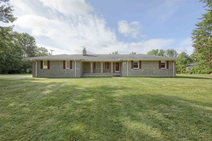 Property Photo:  2734 E Wattles Road  MI 48085 