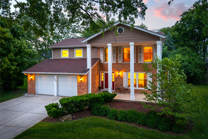 Property Photo: 1386 Old Dominion Court IL 60540