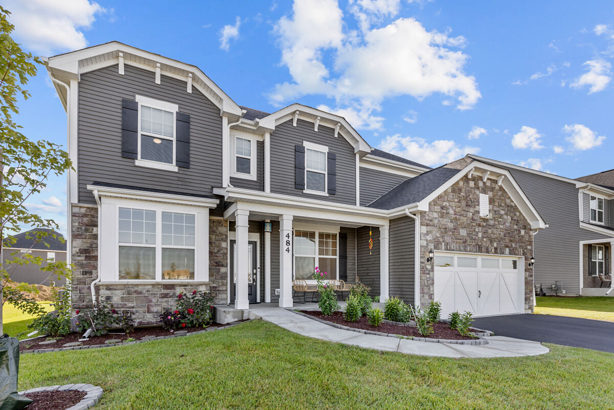 Property Photo:  484 Golden Star Drive  IL 60490 