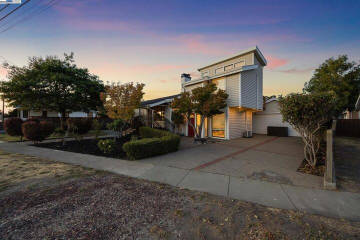 Property Photo:  133 Mecartney Rd  CA 94502