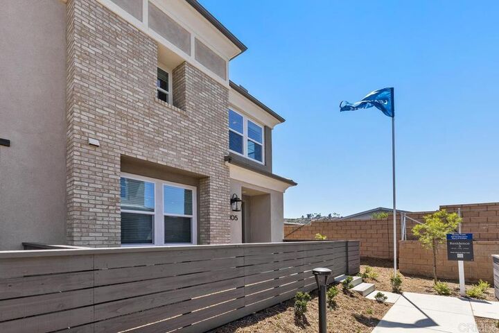 1207 Sunrise View 105  San Marcos CA 92078 photo