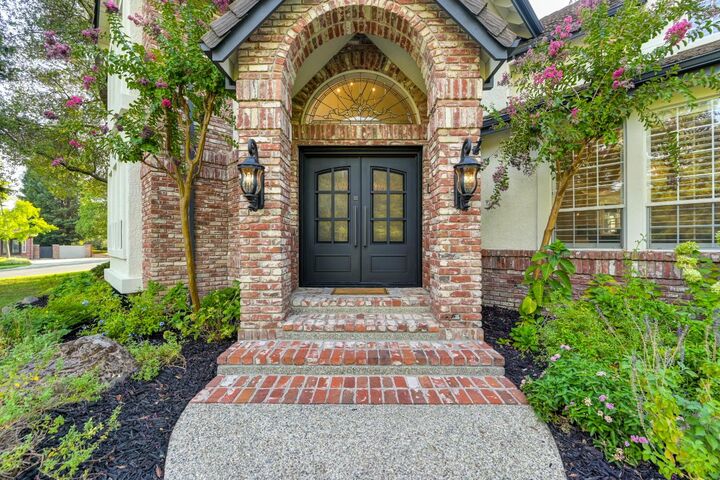 Property Photo:  5928 Wedgewood Drive  CA 95746 