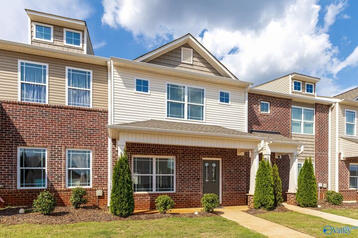 Property Photo: 340 Falling Water Lane AL 35756