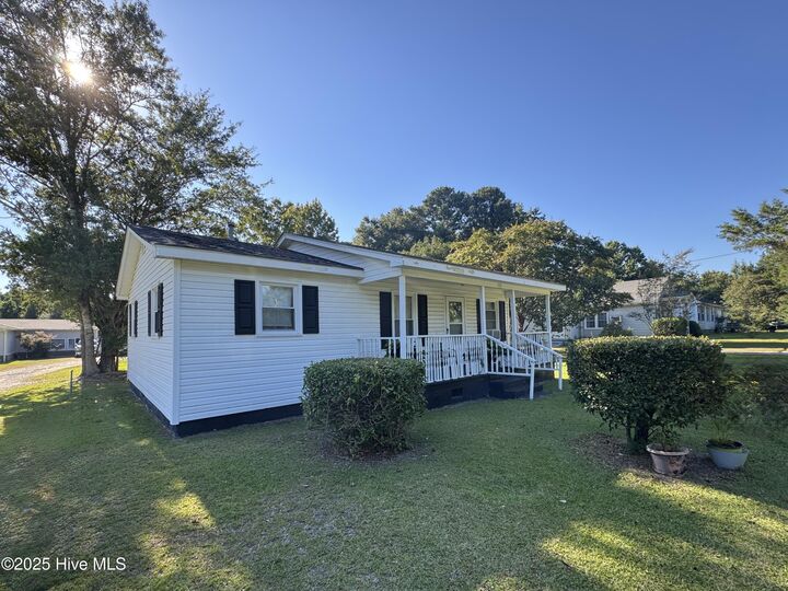 Property Photo:  133 Kellumtown Road  NC 28539 