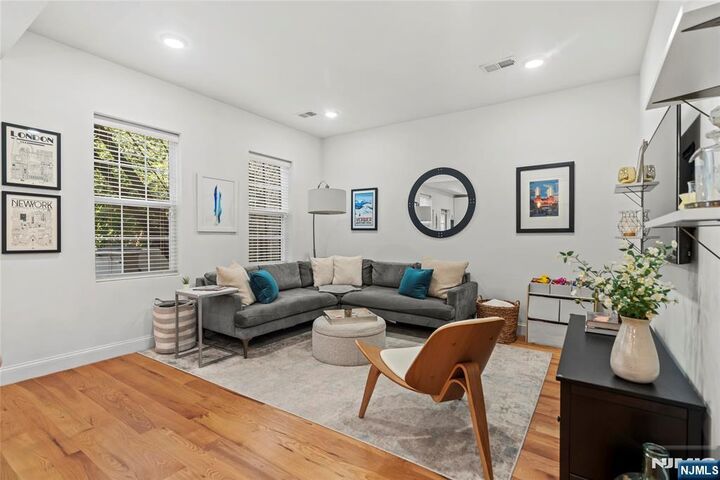 Property Photo: 84 Manhattan Avenue 2 NJ 07307
