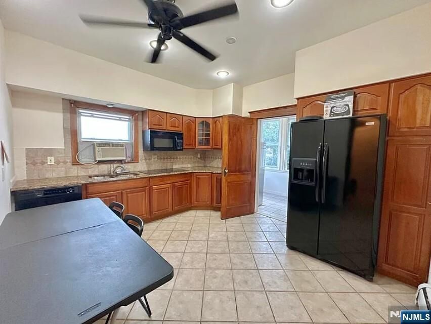 Property Photo:  270 Pacific Street 3  NJ 07503 