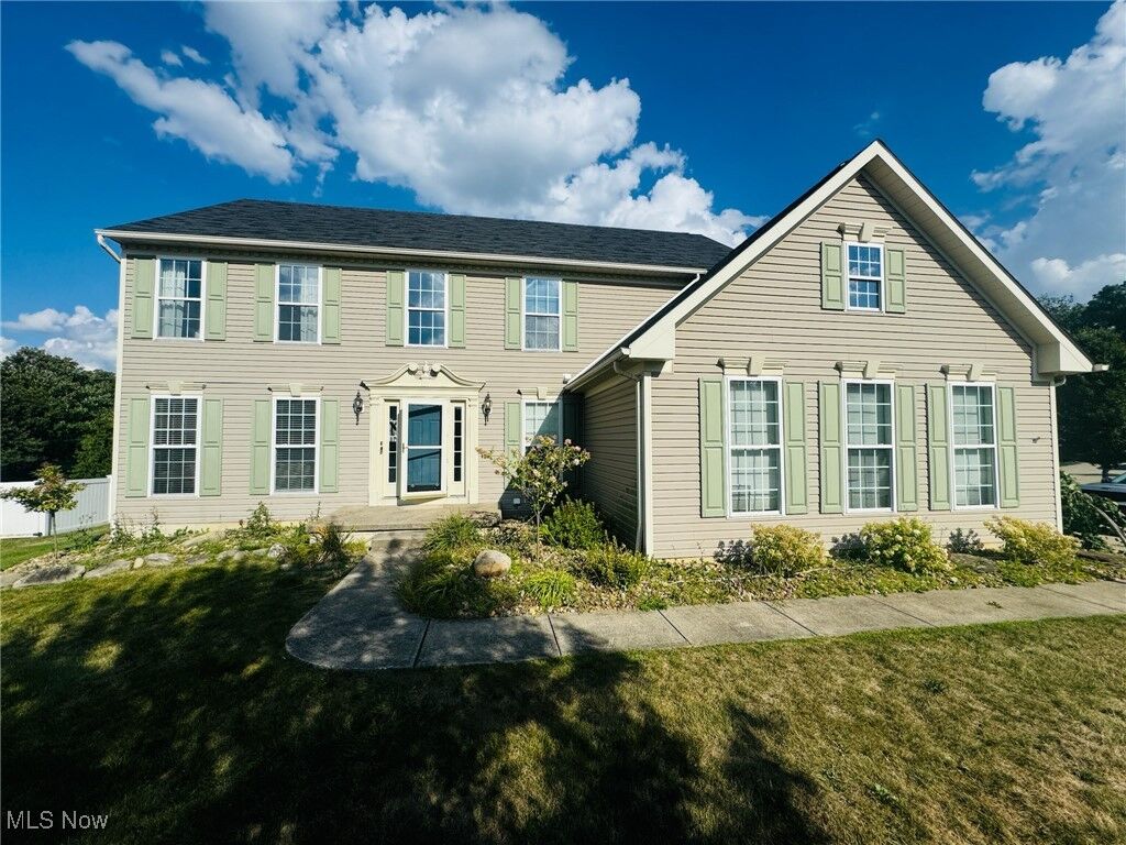 Property Photo: 5205 Fairington Avenue OH 44321