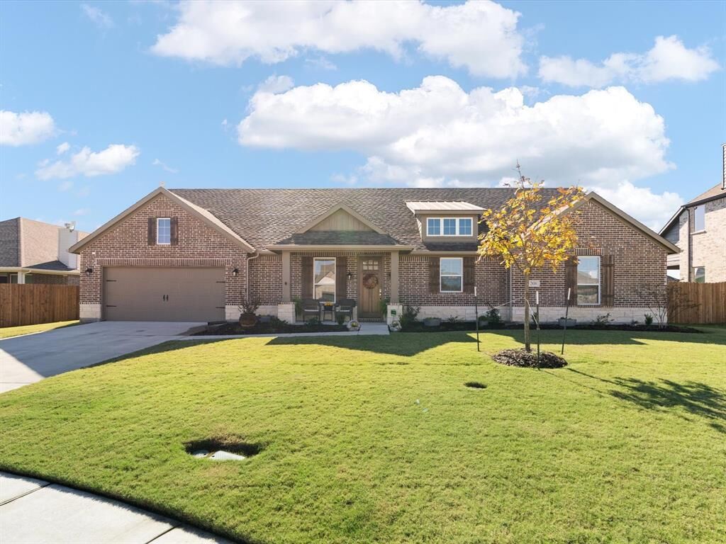 Property Photo:  208 Beechcraft Court  TX 75135 
